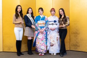「ミスユニバーシティ2024」グランプリ・神谷 真衣らが、施設出身女性達へ振袖前撮りをプレゼント